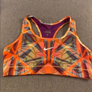 Nike pro sports bra